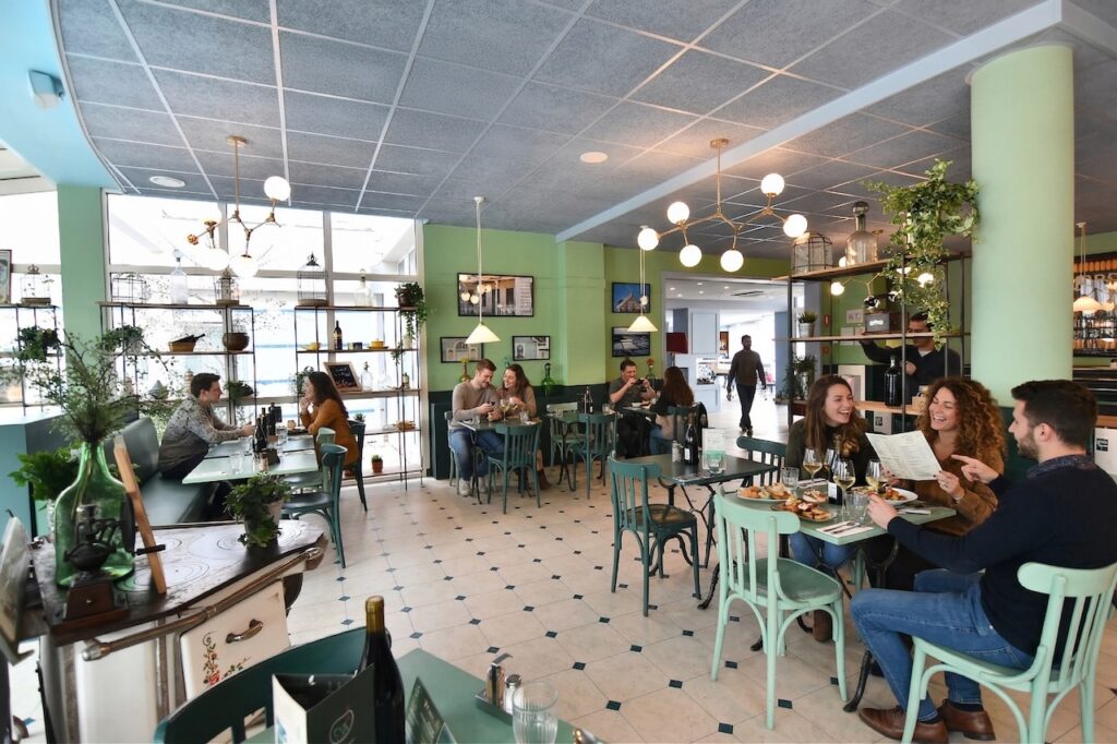 Restaurant de l'hôtel Ibis Nantes Saint-herblain